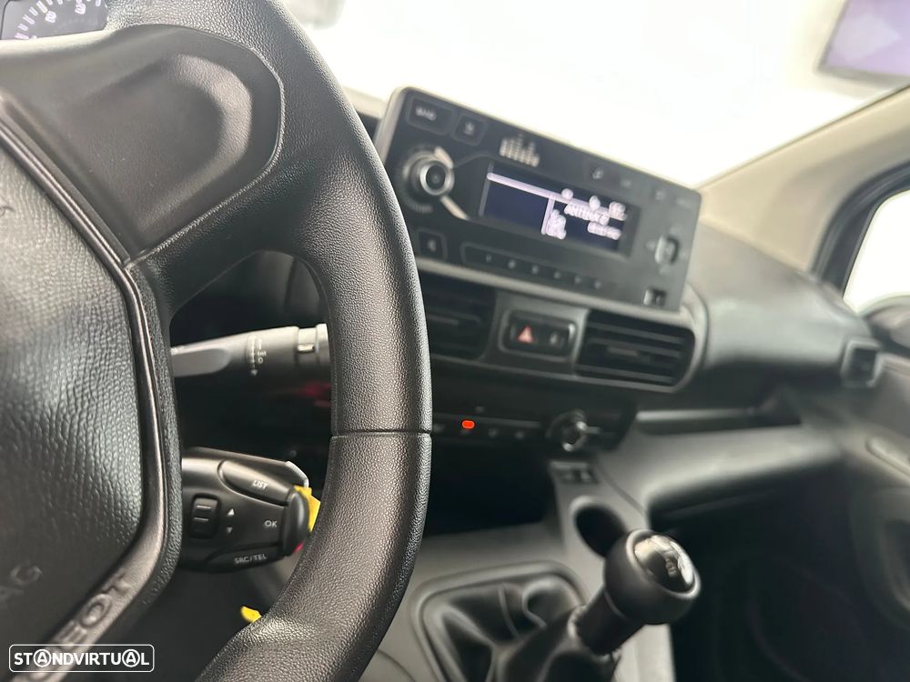 Peugeot Partner 1.6 BlueHDI - 23