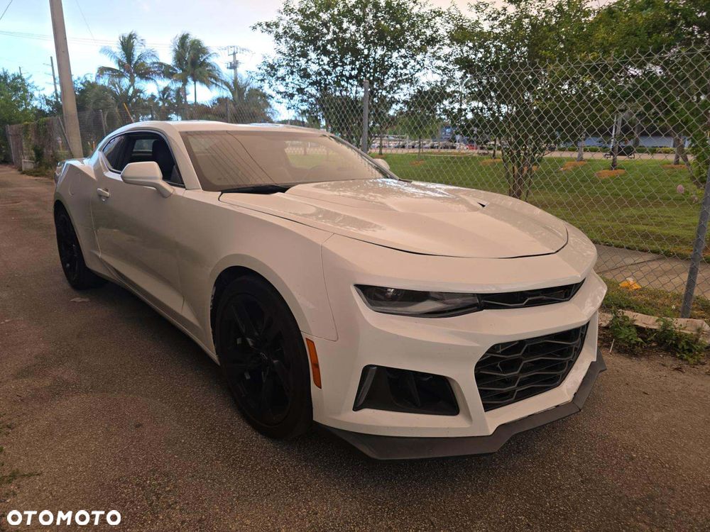 Chevrolet Camaro - 2