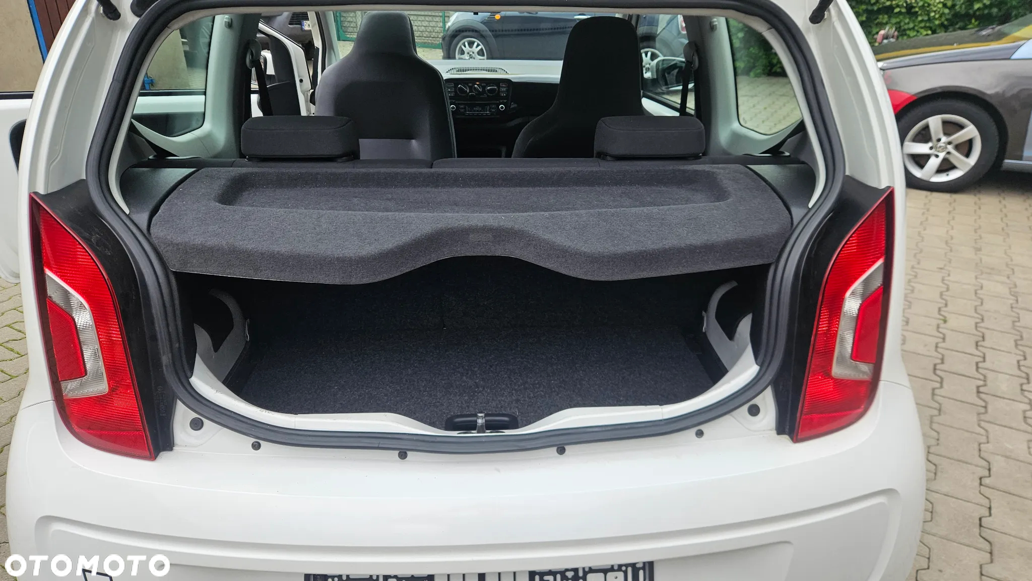 Volkswagen up! - 16