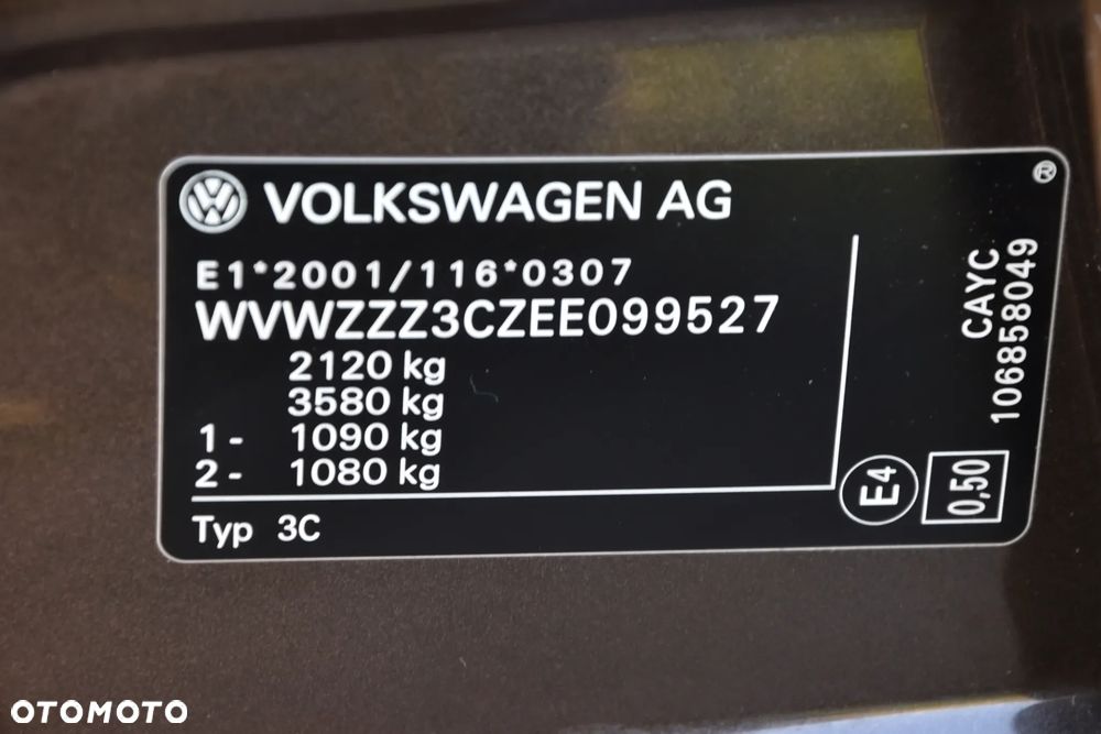 Volkswagen Passat 1.6 TDI Trendline - 13