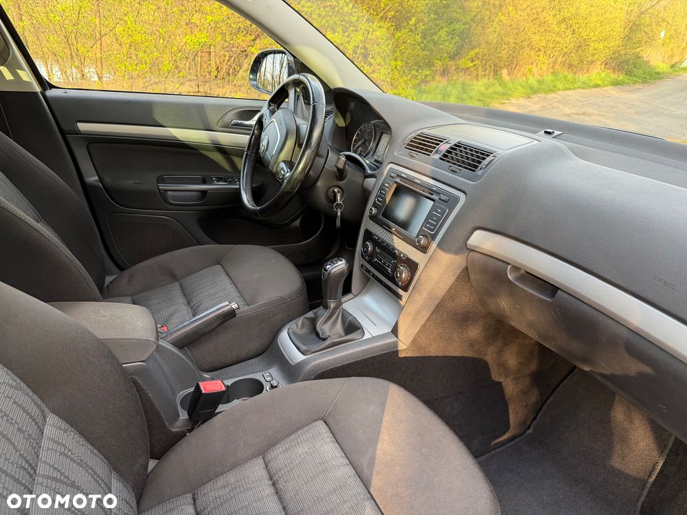 Skoda Octavia 2.0 TDI DPF 4x4 Elegance - 19