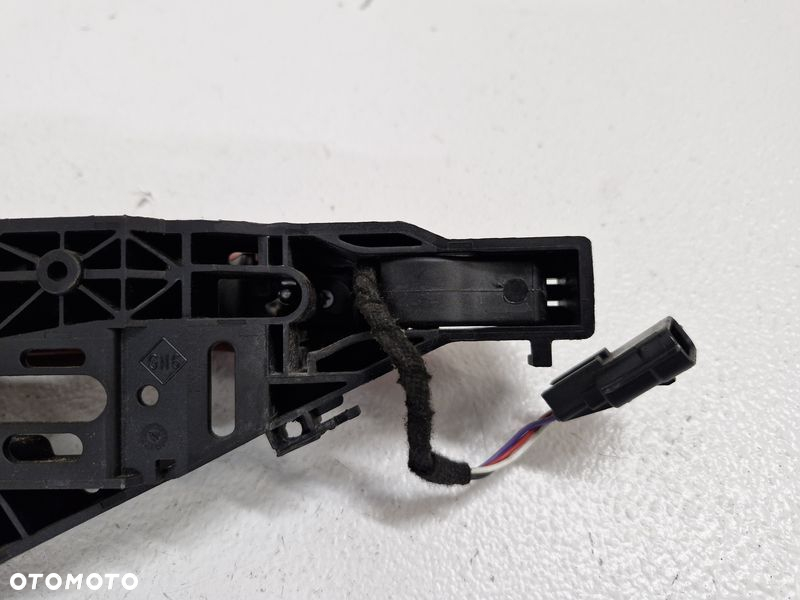 RENAULT CLIO 4 IV KLAMKA DRZWI LEWY PRZÓD LEWA ZEWNĘTRZNA KEYLESS 4 PIN TENNP - 7