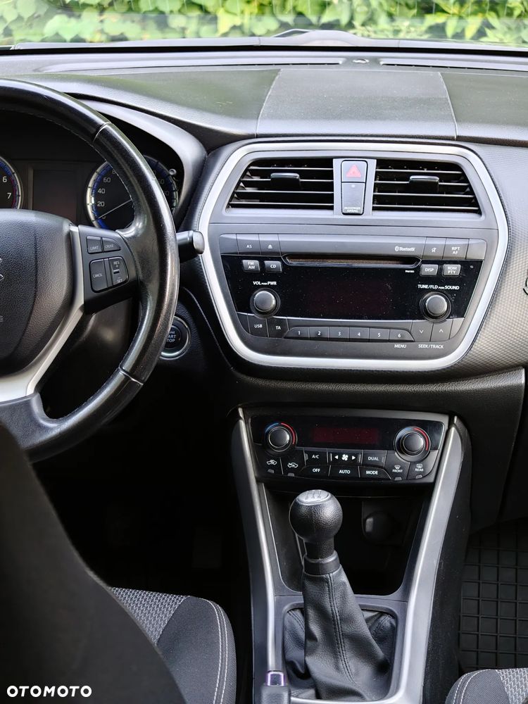 Suzuki SX4 S-Cross 1.6 Comfort - 13