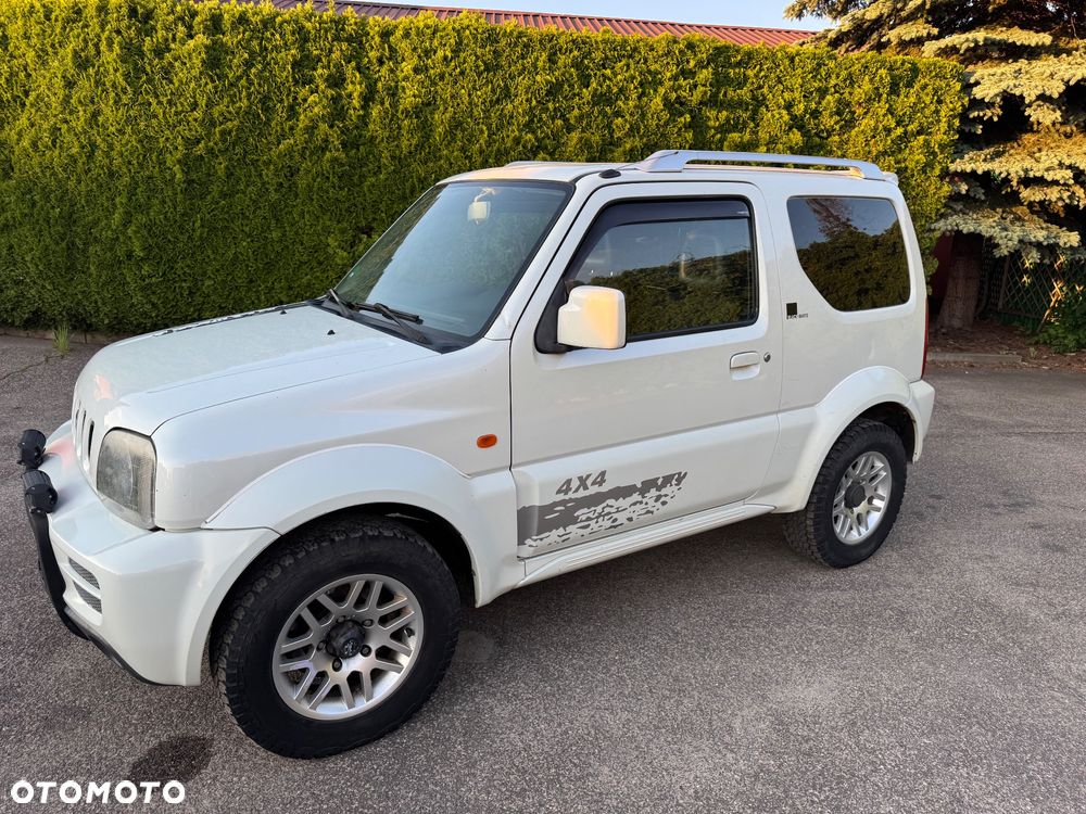 Suzuki Jimny Black&White - 14