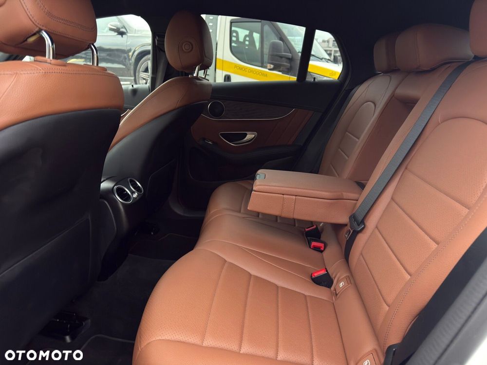 Mercedes-Benz GLC 200 4-Matic - 24
