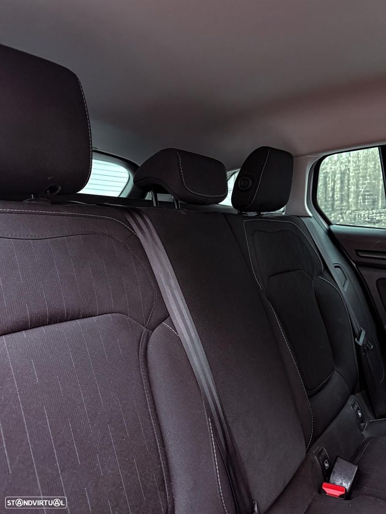 Renault Mégane Sport Tourer 1.5 Blue dCi Limited - 4