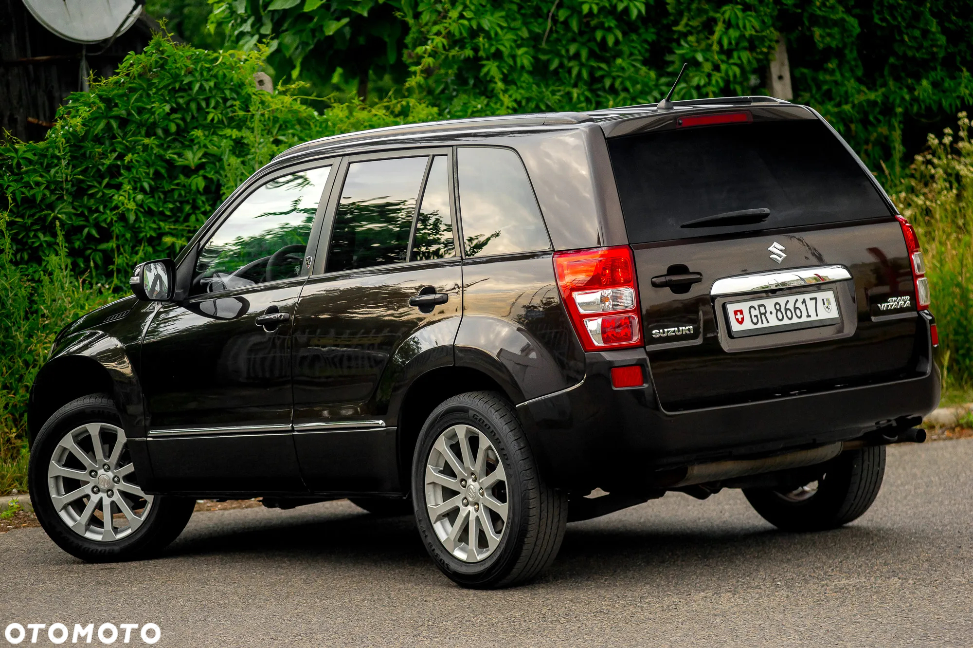 Suzuki Grand Vitara - 12