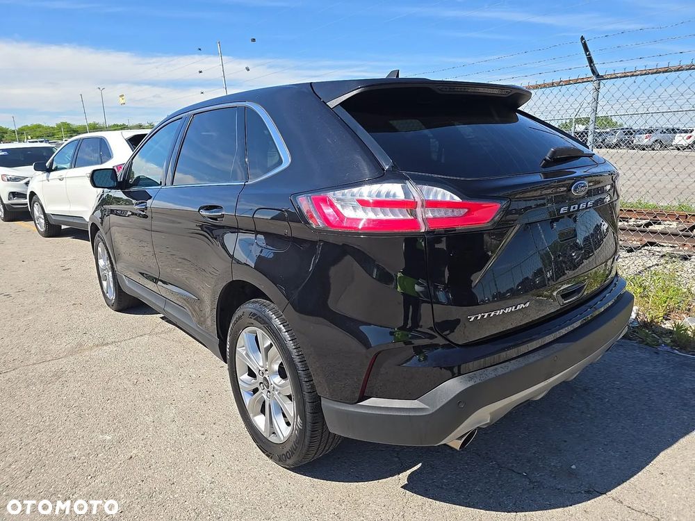 Ford Edge - 5