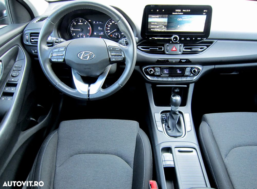 Hyundai i30 1.6 CRDI DCT Select - 23