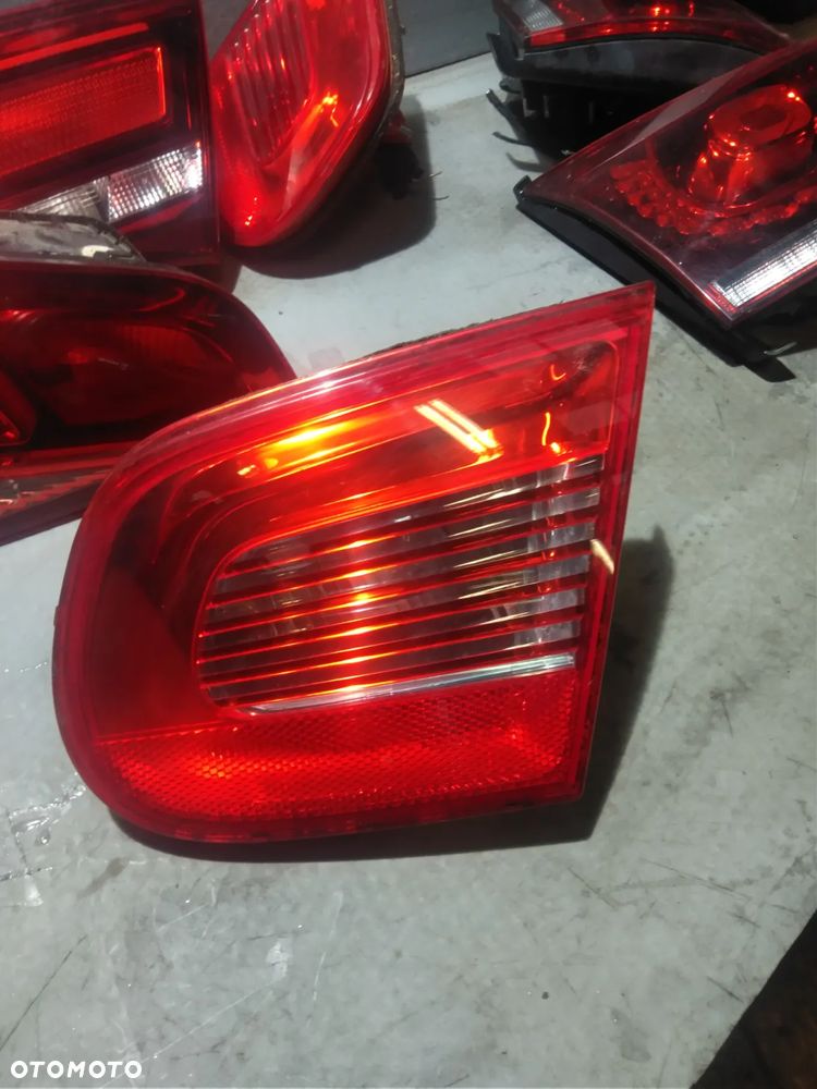 Lampa tylna prawa Eos 1Q0945094 - 1