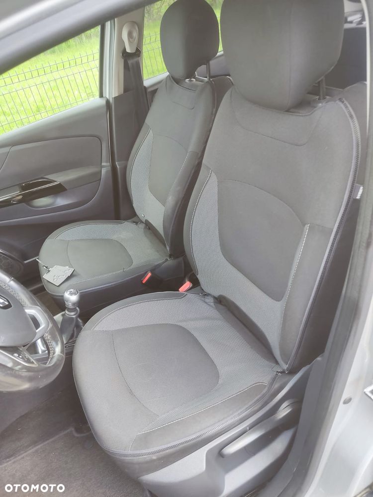 Renault Captur ENERGY dCi 90 Start&Stop Intens - 17