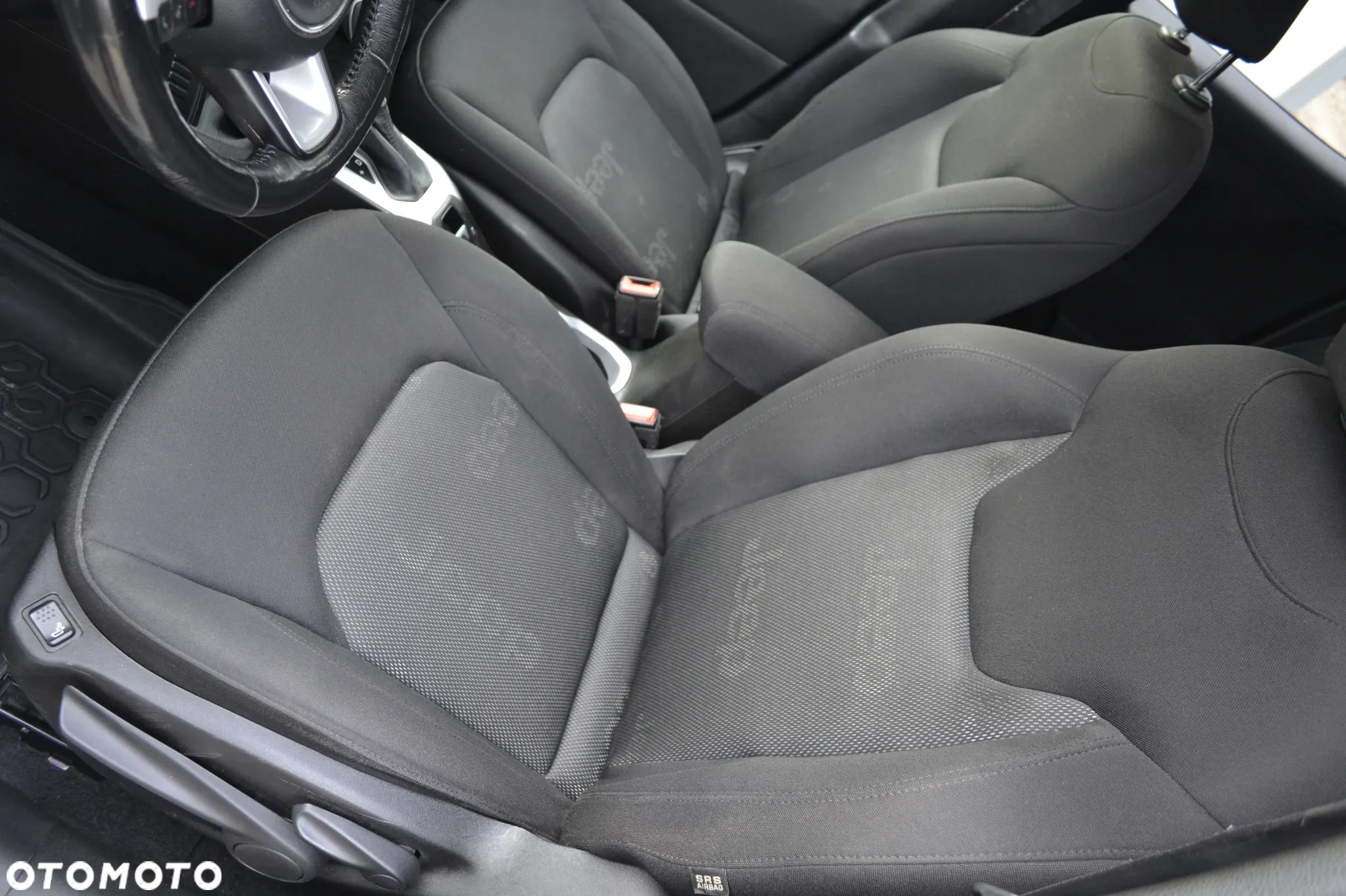 Jeep Renegade 1.4 MultiAir Longitude FWD S&S - 28