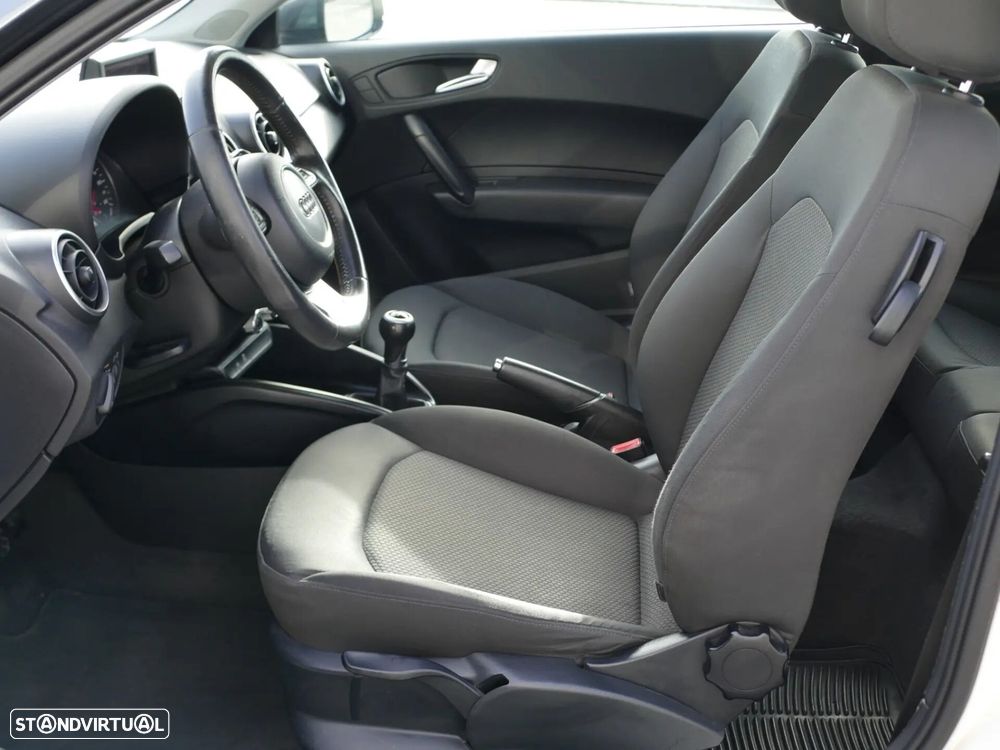 Audi A1 1.6 TDI Advance - 27