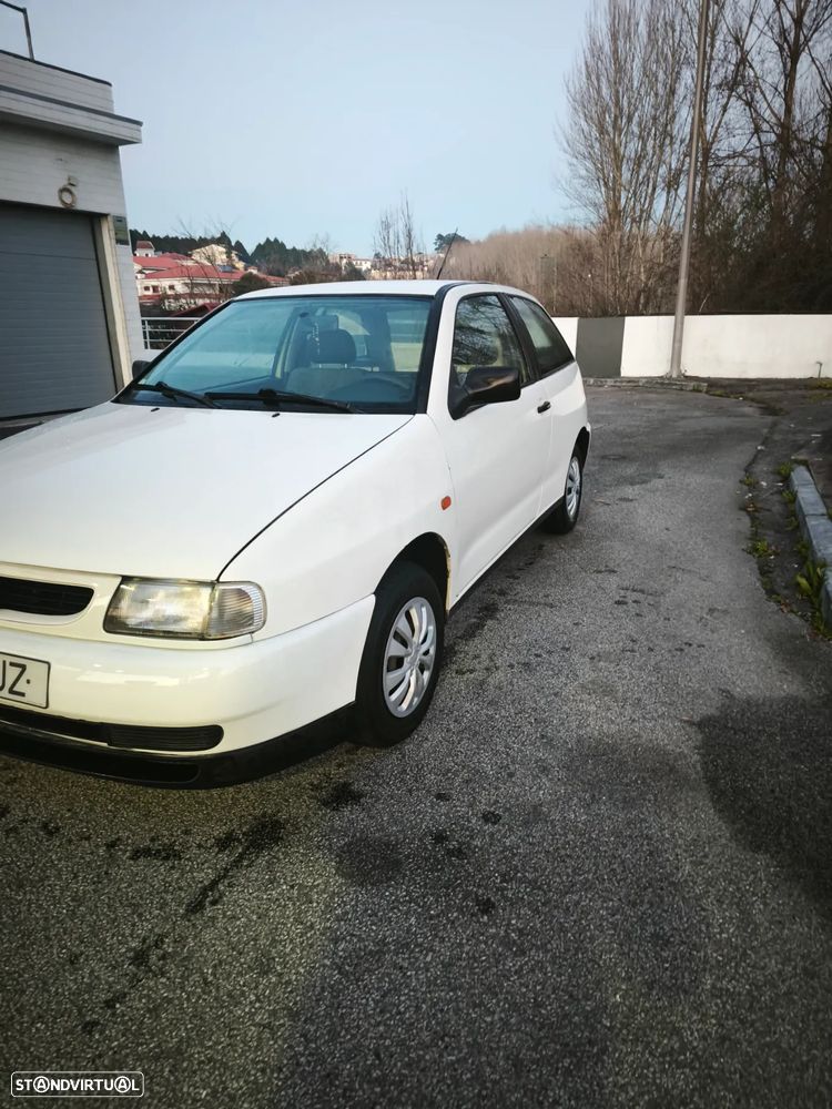 SEAT Ibiza 1.9 D Latino - 2