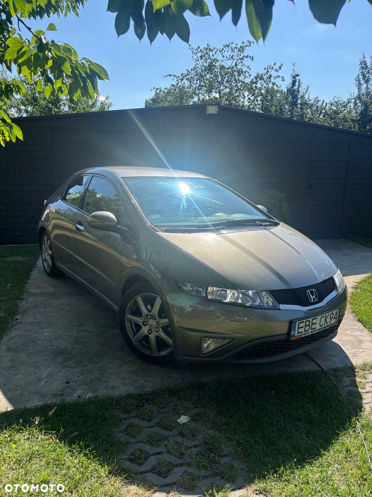 Honda Civic 1.8 Executive - 4