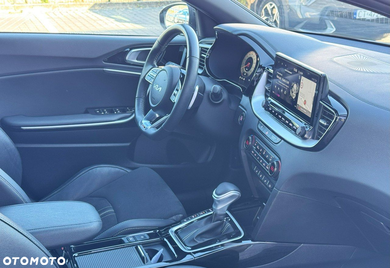 Kia ProCeed - 22