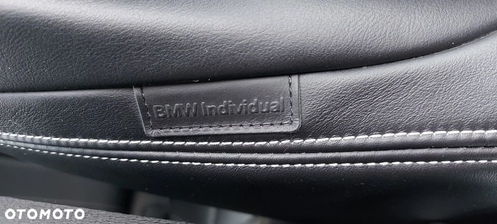 BMW Seria 3 320i GPF Sport Line Shadow - 24