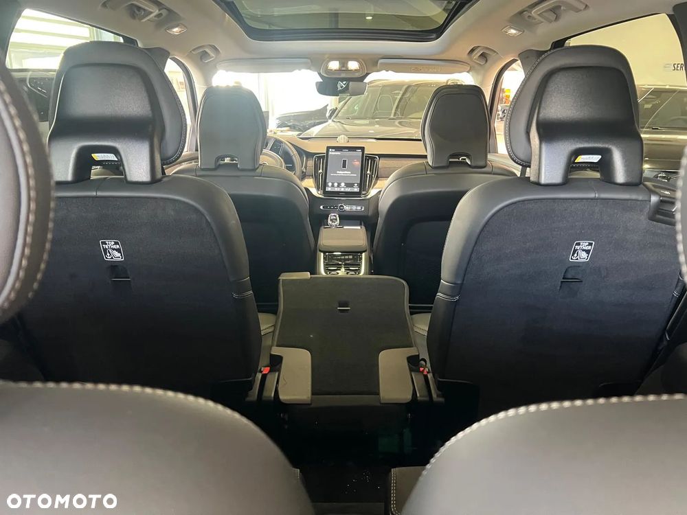Volvo XC 90 - 26