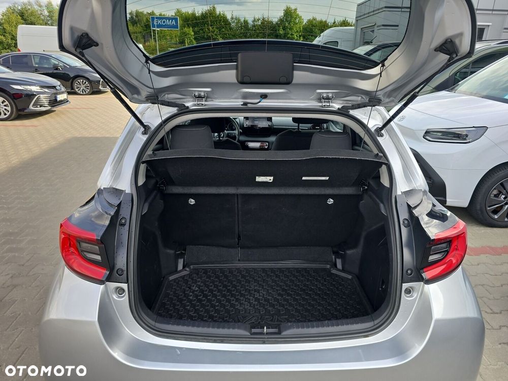 Toyota Yaris Hybrid 1.5 Comfort - 14