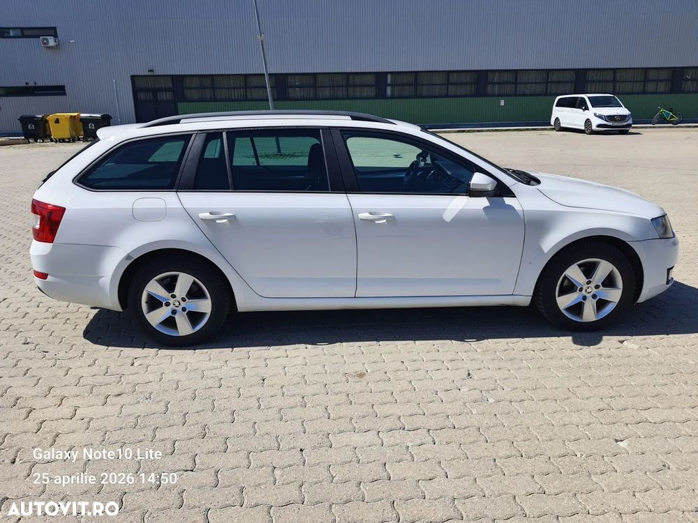 Skoda Octavia 2.0 TDI Style - 6