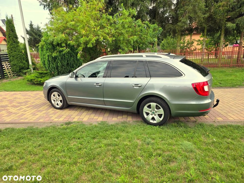 Skoda Superb 1.8 TSI Elegance DSG - 21