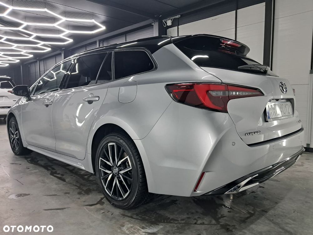 Toyota Corolla 1.8 Hybrid Executive - 12