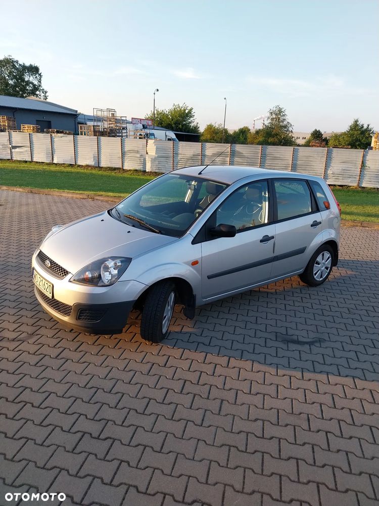 Ford Fiesta 1.3 - 11