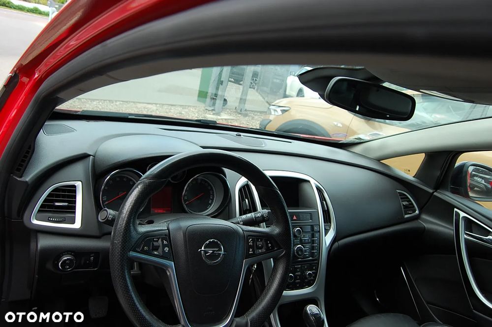 Opel Astra 1.4 Turbo - 32