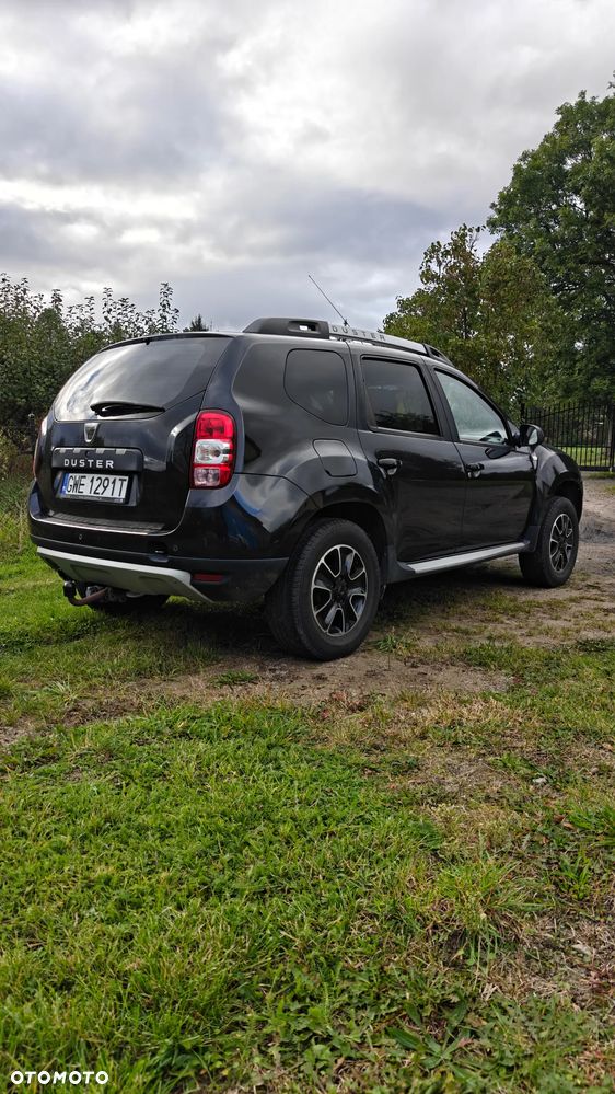 Dacia Duster 1.6 SCe Blackshadow S&S - 4