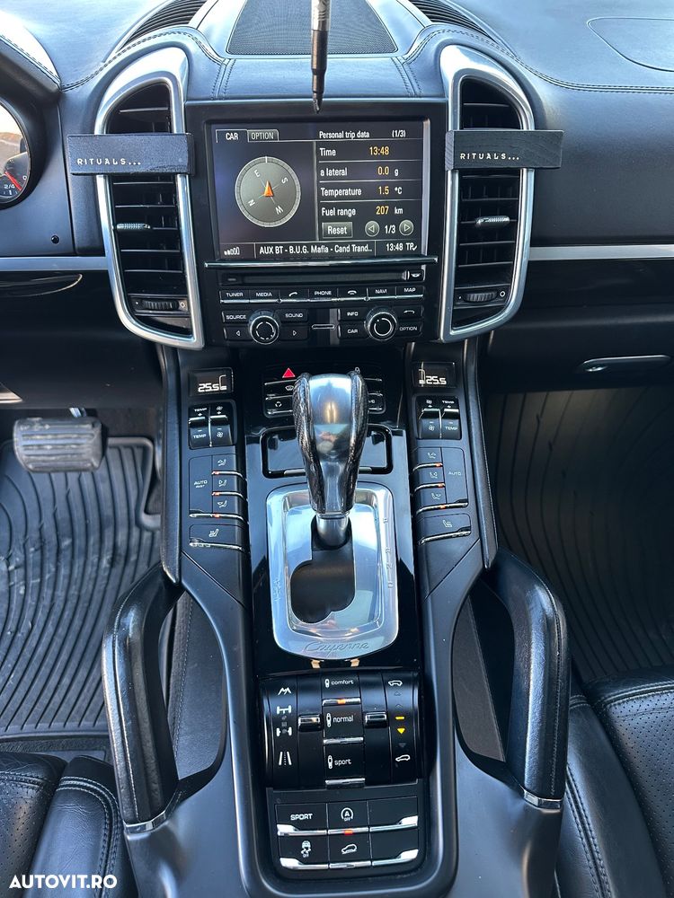 Porsche Cayenne Platinum Edition - 20