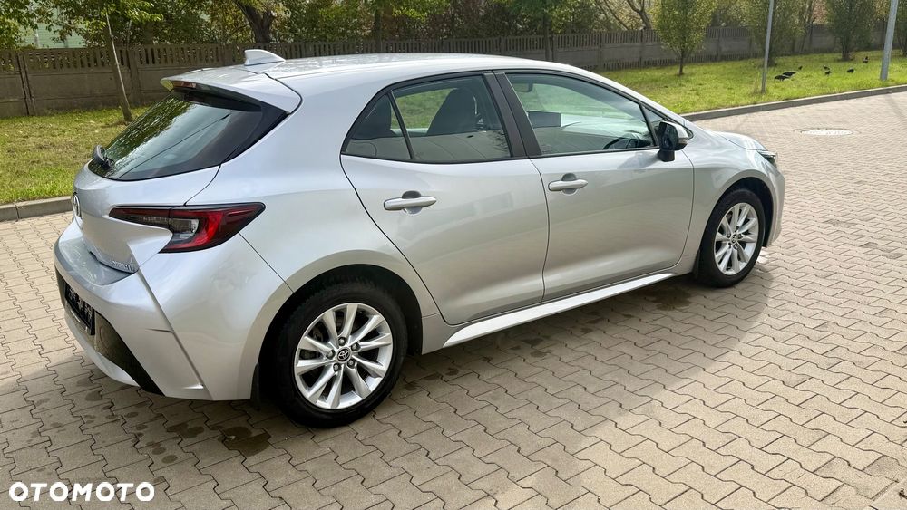 Toyota Corolla 1.8 Hybrid Comfort - 16