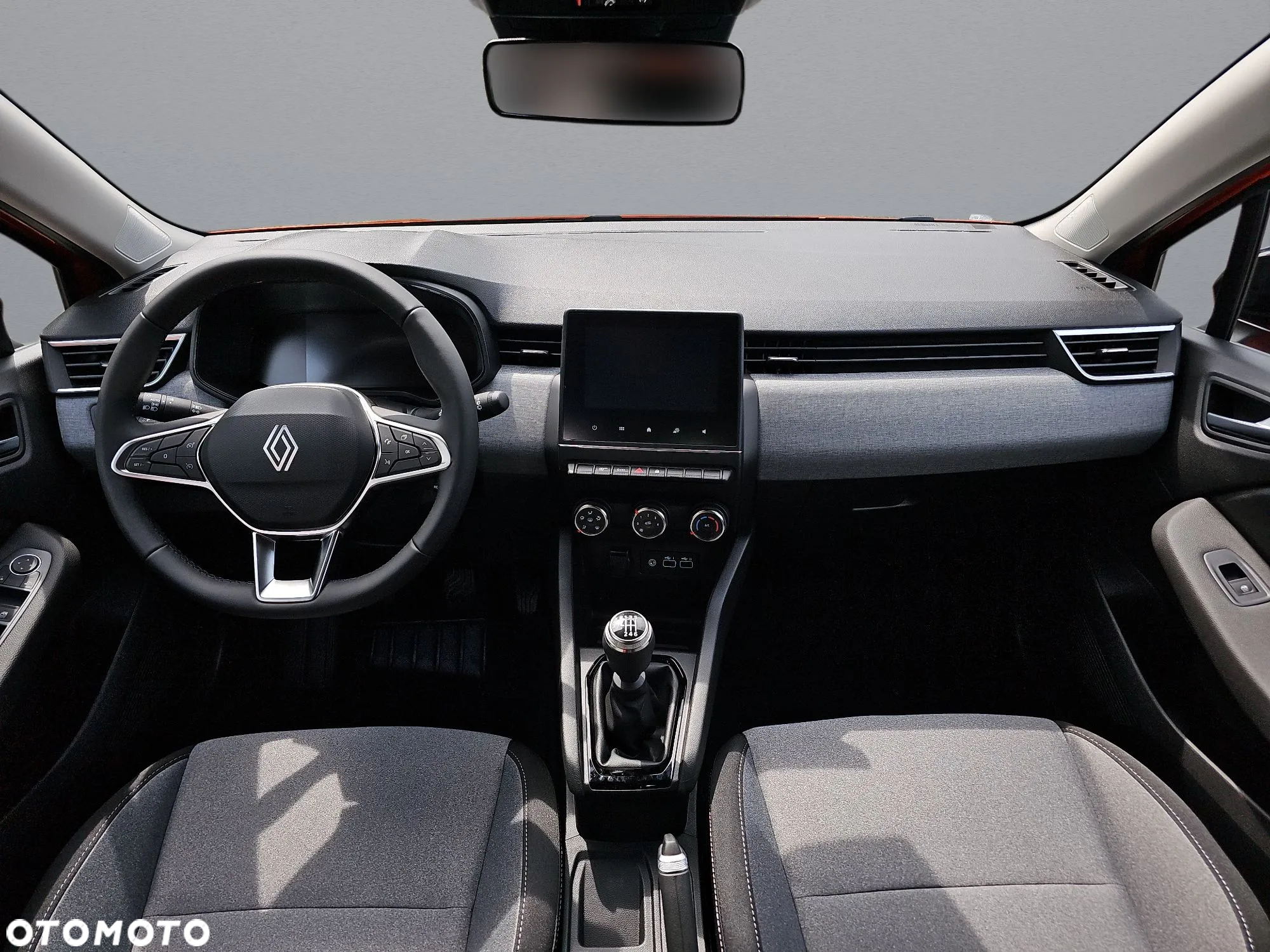 Renault Clio - 36