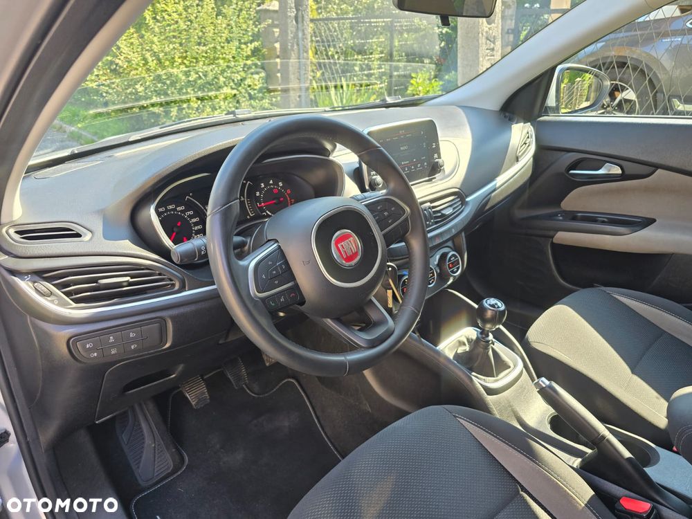 Fiat Tipo 1.4 T-Jet Lounge - 23