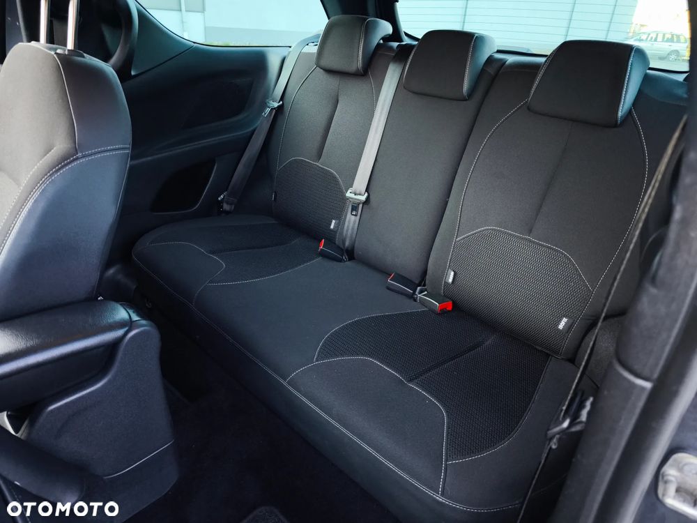 Citroën DS3 1.6 HDi SoChic - 18