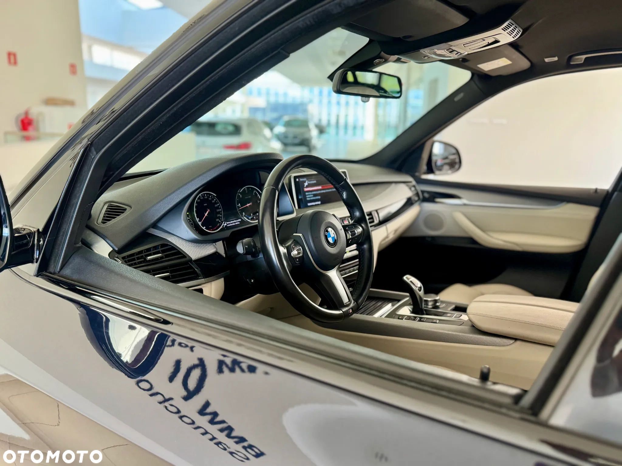 BMW X5 xDrive30d - 14