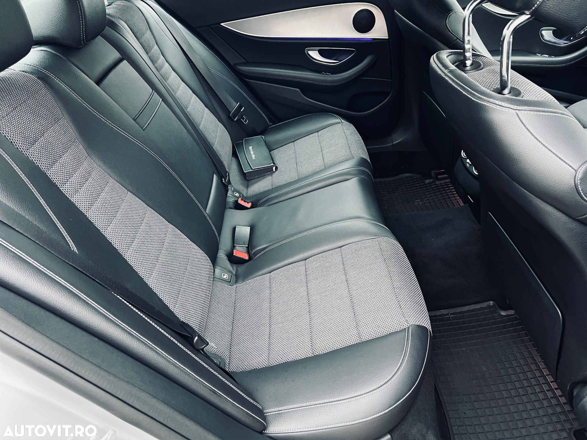 Mercedes-Benz E - 13