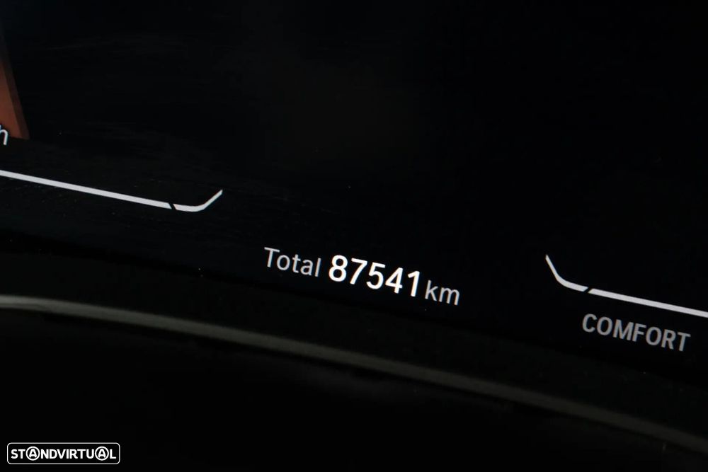 BMW 530 d Line Luxury Auto - 25