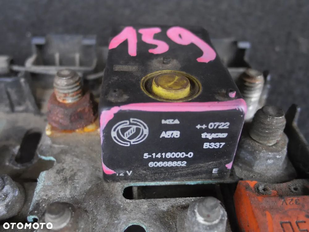 ALFA ROMEO 159 2.4JTD KLEMA PLUSOWA BEZPIECZNIK AKUMULATORA 60668852 - 3