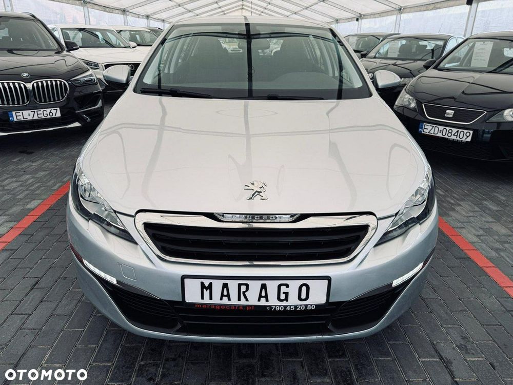 Peugeot 308 - 8