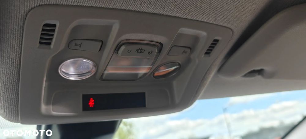 Citroën C3 1.2 PureTech Shine S&S - 14