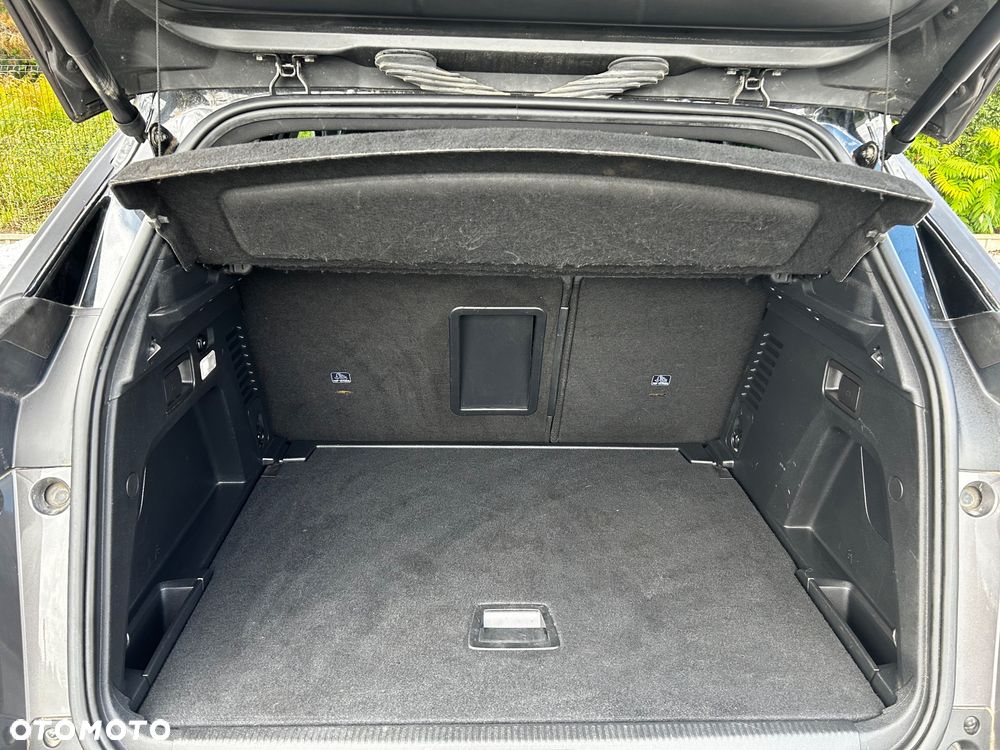 Peugeot 3008 1.6 PureTech GPF GT Line S&S EAT8 - 37