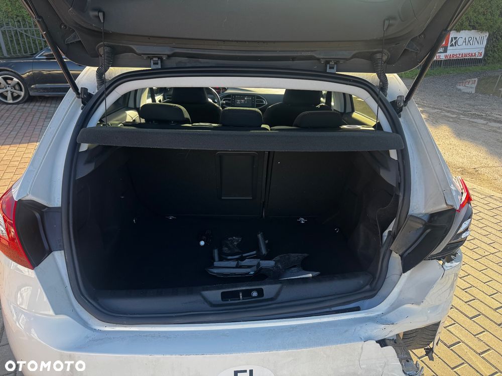 Peugeot 308 1.6 THP Active - 10