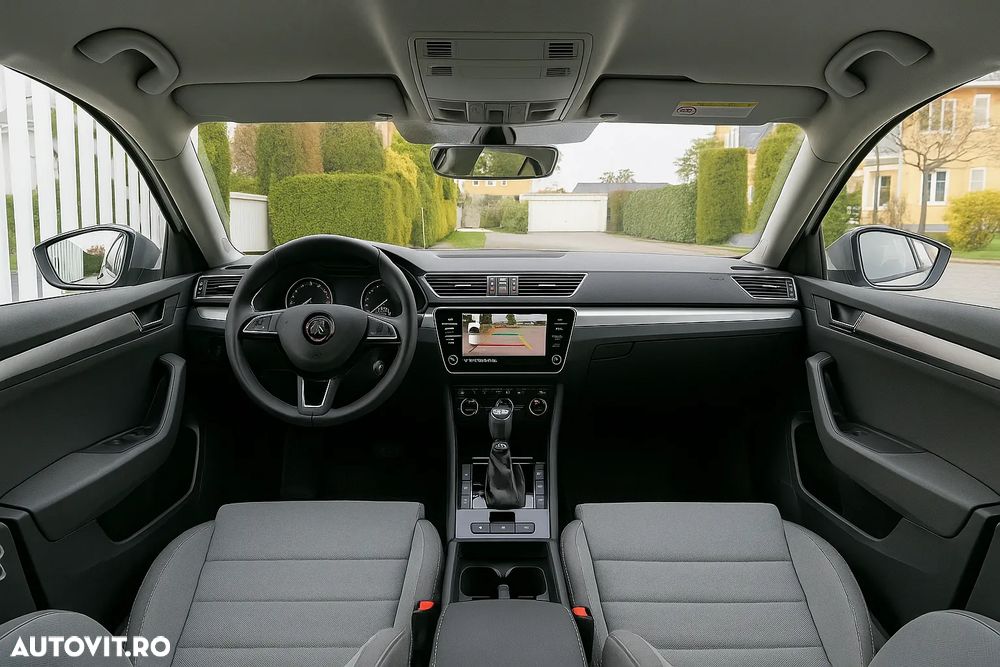Skoda Superb ver-combi-2-0-tdi-dsg-style - 4