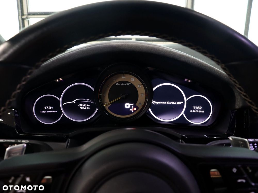 Porsche Cayenne Turbo GT - 21