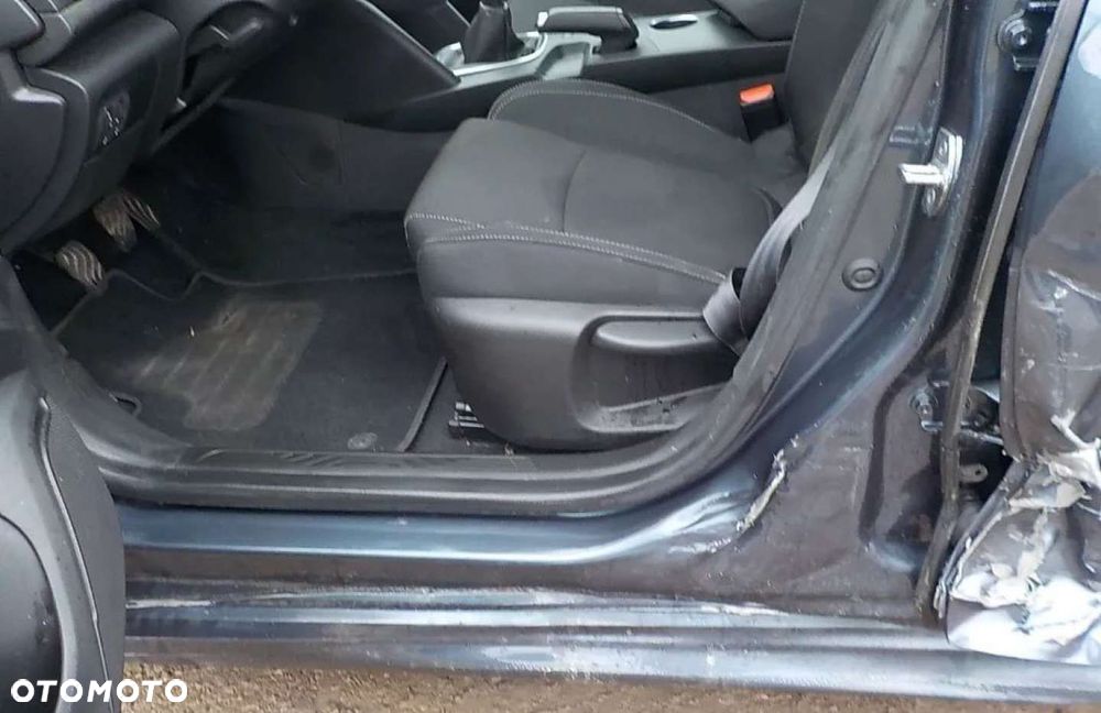 Renault Megane 1.5 Blue dCi Techno - 16