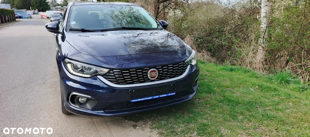 Fiat Tipo 1.4 16v Lounge EU6d - 4