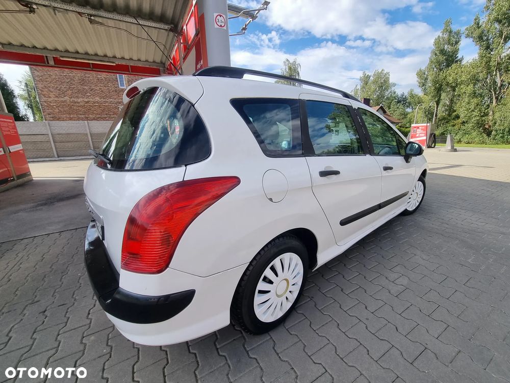 Peugeot 308 1.6 HDi Premium - 10