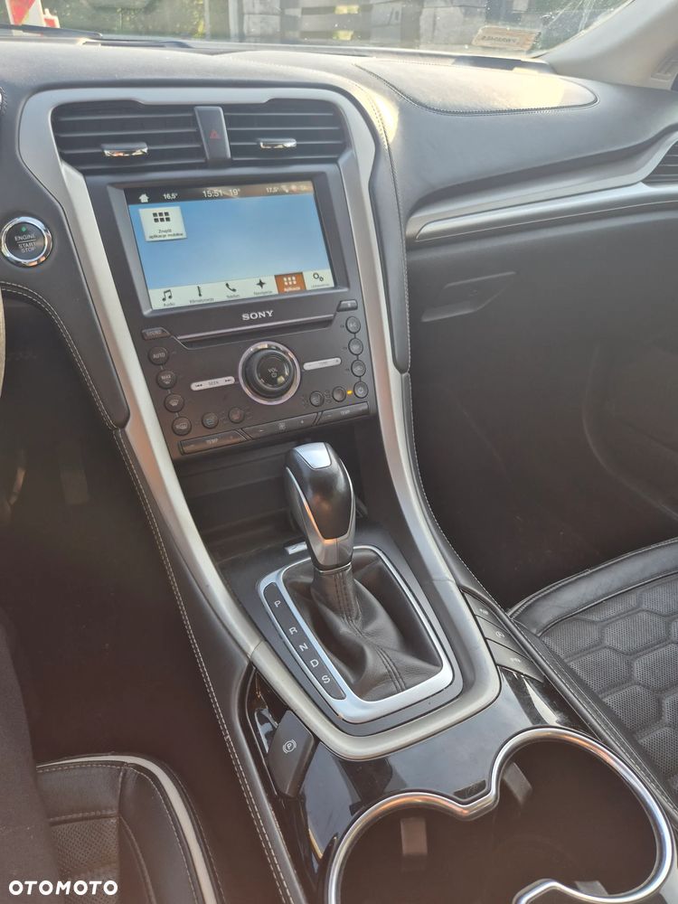 Ford Mondeo 2.0 EcoBoost STart-Stopp Autom Vignale - 12