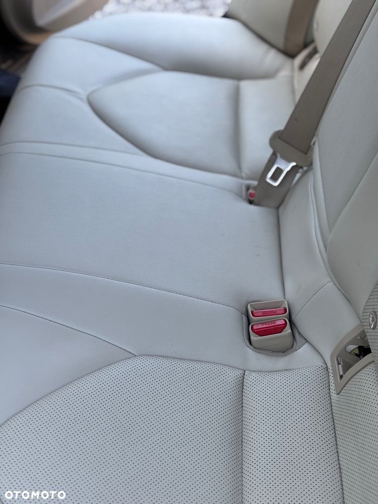 Toyota Camry 2.5 Hybrid Executive CVT - 14