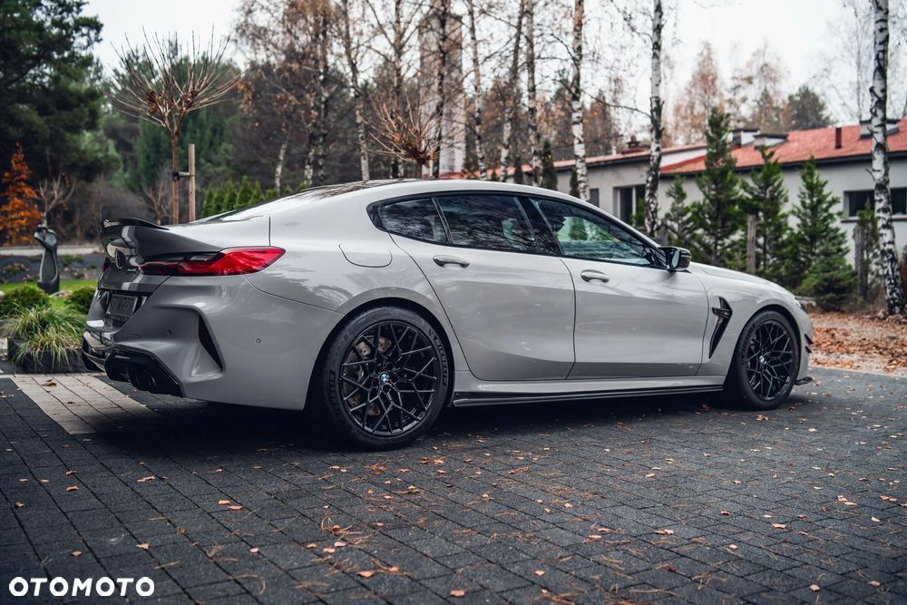 BMW M8 - 9